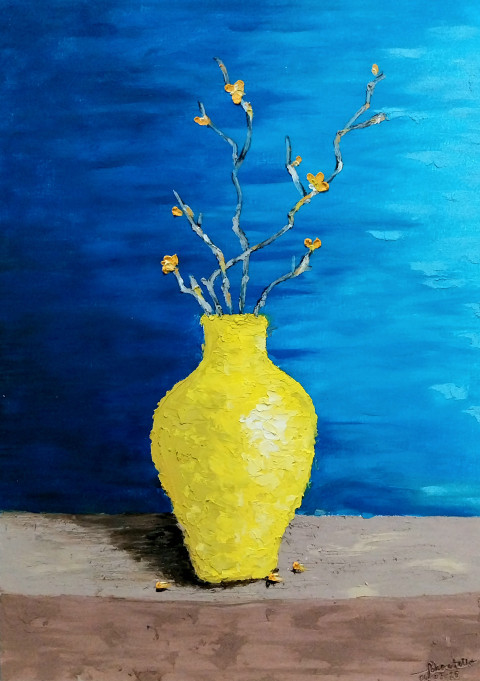 yellow vase